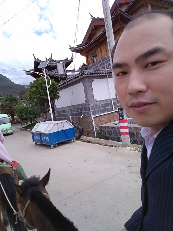 当代军人的第一张照片--霞浦相亲网