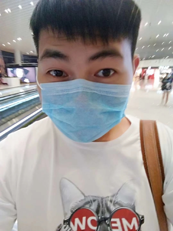 咔咔一顿的第一张照片--霞浦相亲网