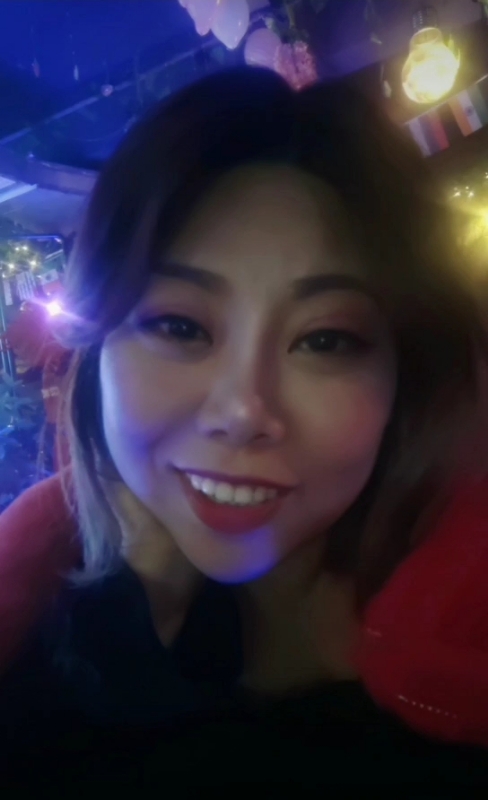 收快递的费仙女的第一张照片--霞浦相亲网
