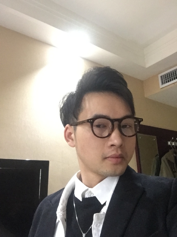 曾亮的第三张照片--霞浦相亲网