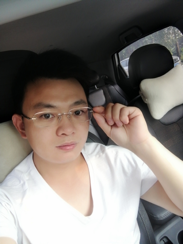 幸福的拥抱的第二张照片--霞浦相亲网