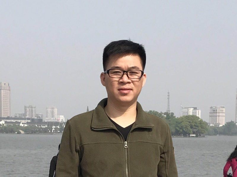孔雀鱼的第一张照片--霞浦相亲网