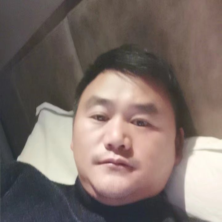 奔跑的第三张照片--霞浦相亲网