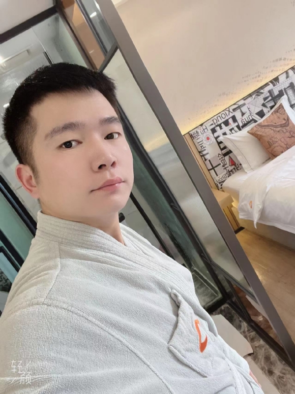 绿帽的第一张照片--霞浦相亲网