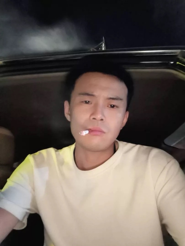 爱睡觉的土拨鼠的第一张照片--霞浦相亲网