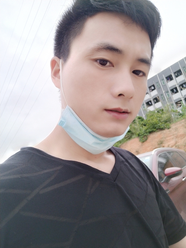 何凡的第二张照片--霞浦相亲网