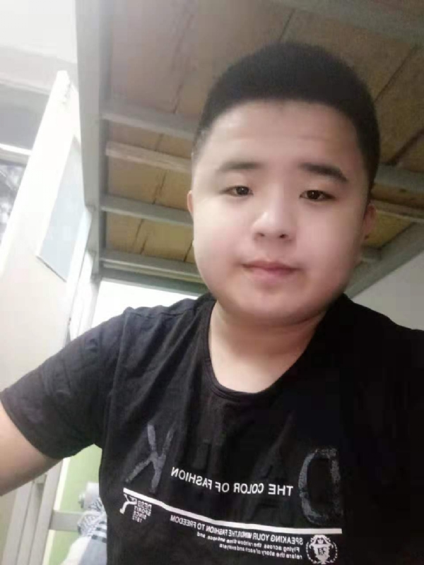打小就爱淘气的第一张照片--霞浦相亲网