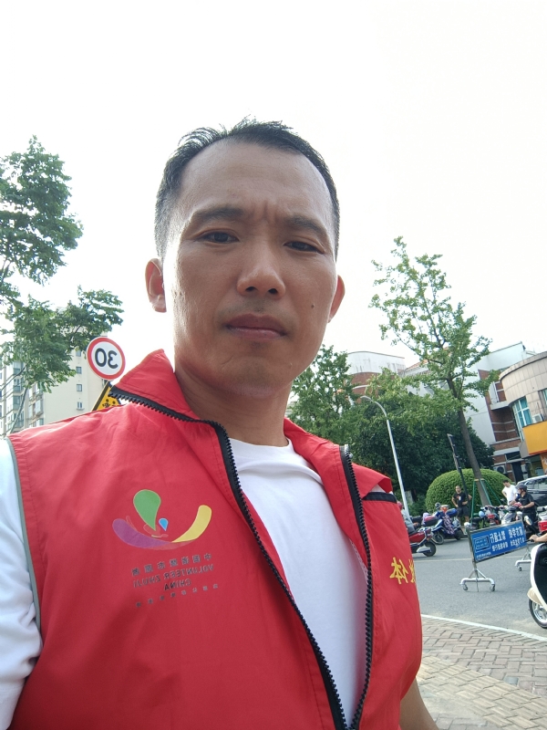 难遇难求的第一张照片--霞浦相亲网