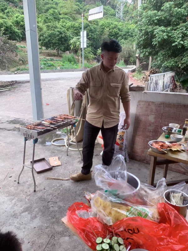 你黑我哟的第一张照片--霞浦相亲网
