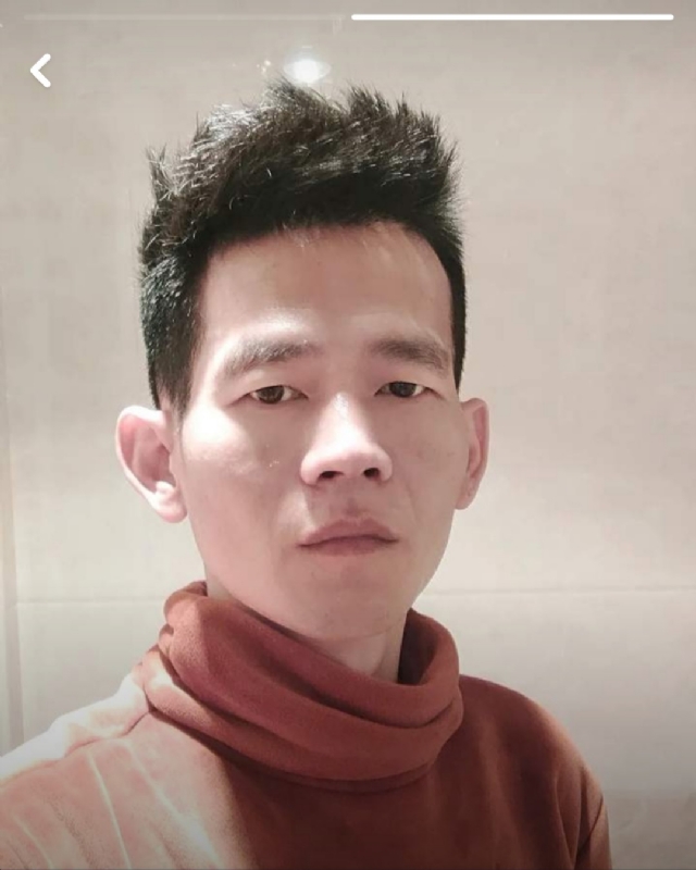 白了少年头的第一张照片--霞浦相亲网