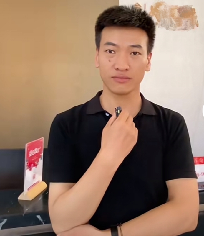 一杯梁白开的第一张照片--霞浦相亲网