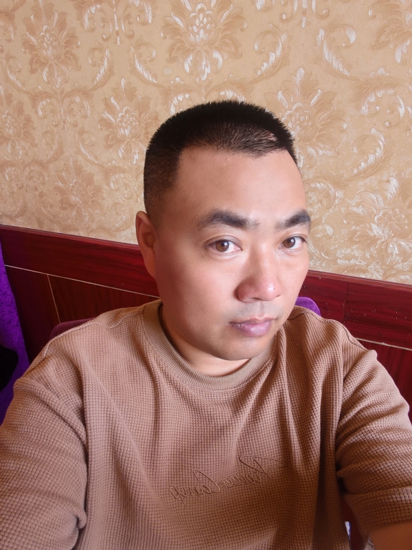 擦亮眼睛向前看的第二张照片--霞浦相亲网
