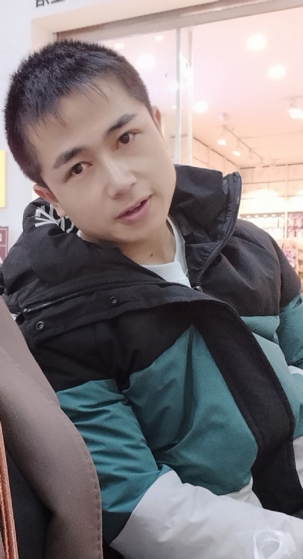 不骄不躁的第一张照片--霞浦相亲网