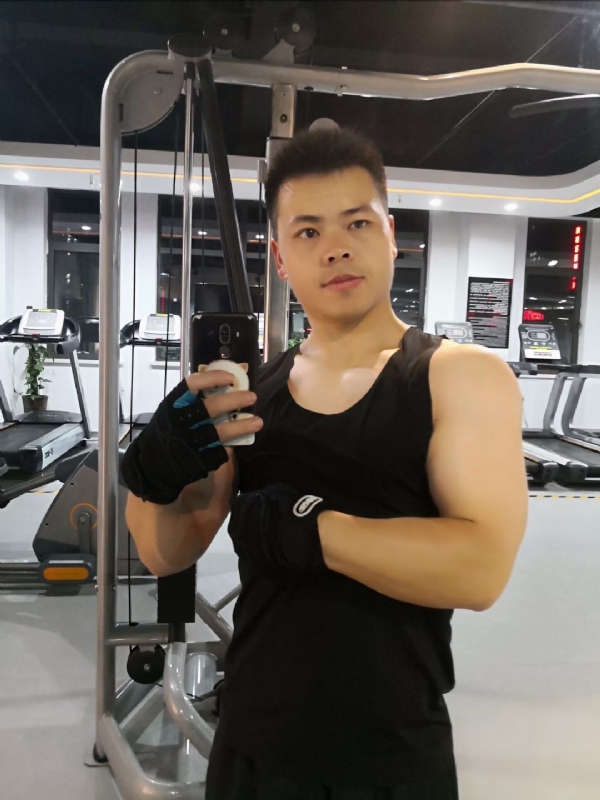 范迪塞尔的第二张照片--霞浦相亲网