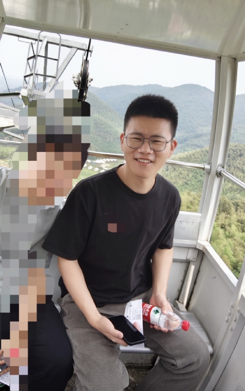 奔奔笨笨的第一张照片--霞浦相亲网